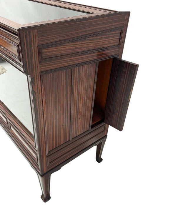 Art Deco Amsterdamse School Vitrine or display cabinet by Napoleon Le Grand